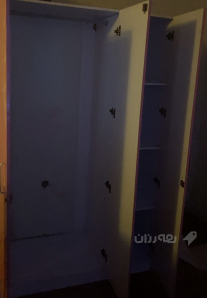 ژوری نوستنی مناڵان 