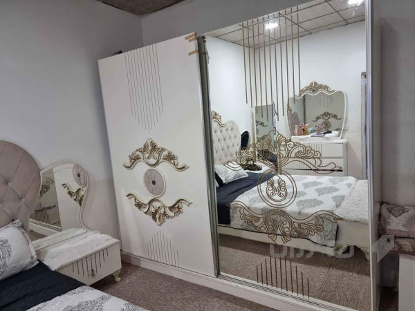 تاخم نۆم 8 پارچەیە 