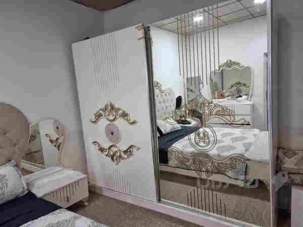 تاخم نۆم 8 پارچەیە 