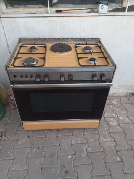 تەباخی 5 چاوی غاز و کارەبا 