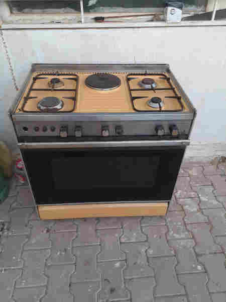 تەباخی 5 چاوی غاز و کارەبا 
