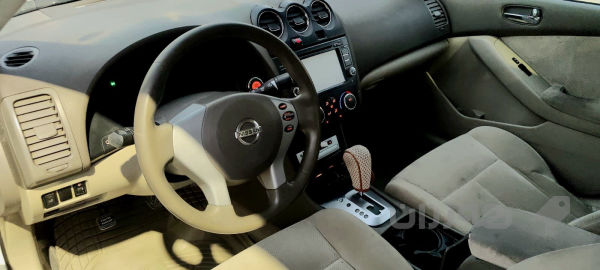 نیسان ئاڵتیما 2008 خلیجی S - 4