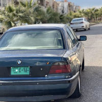 Bmw740i. V8