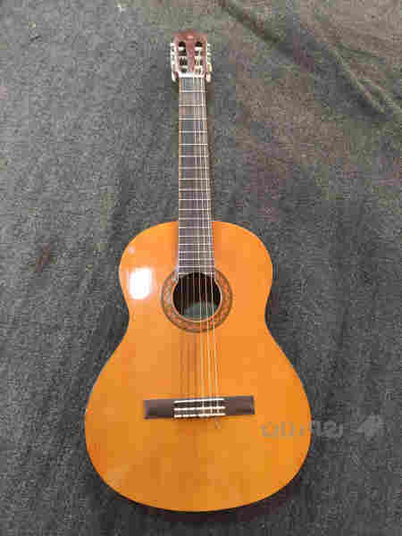 Yamaha C40