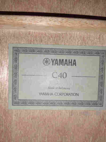 Yamaha C40 - 2