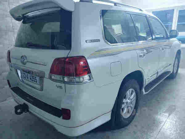 2011مانگى 10 GXR فول