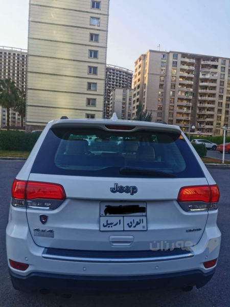 Jeep Grandcherokee 2014
V6   3.6L  4x4  Limited - 4