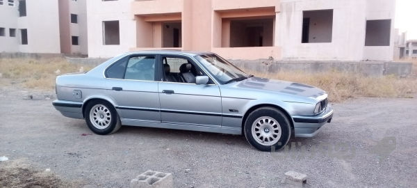 ئەم بیئێمە بۆفڕۆشەن 205 عادی