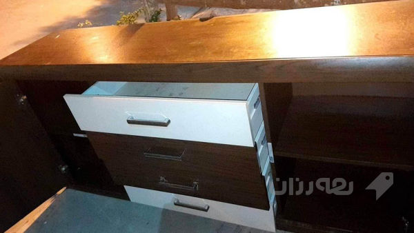 مێز تەوالیت