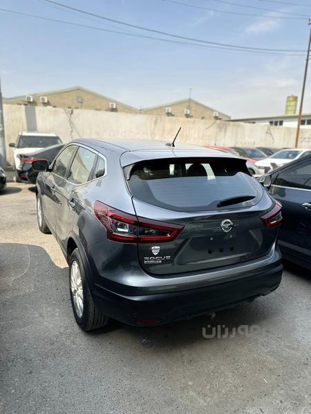 Nissan Rogue sports 2021 - 2