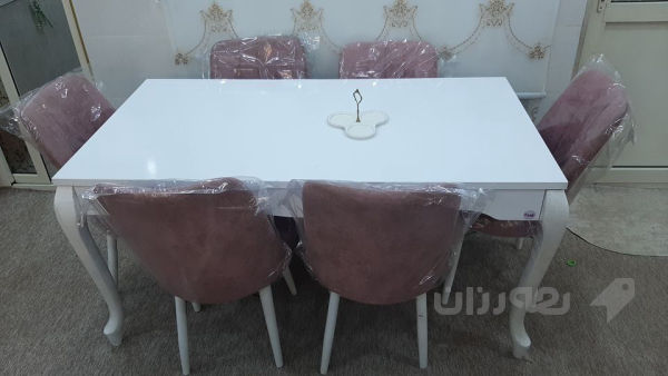 ميز 6 كورسي 
