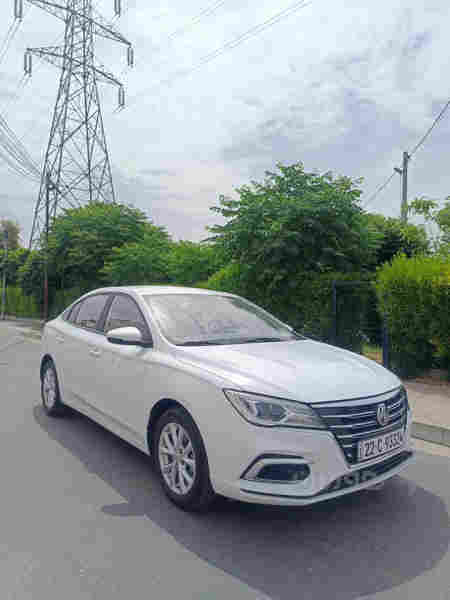 ئێم جی فایف MG5 2022