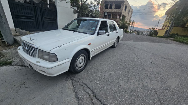 نيسان سدريك - 6