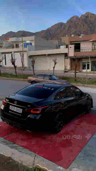 nissan altima - 3