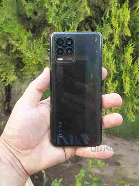 Realme 8