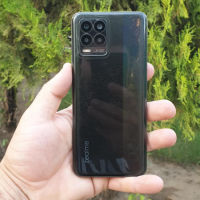 Realme 8