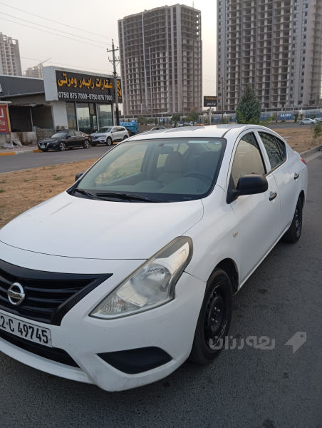 سەنی لاکشمیبای دوو پارچە بۆیاغی هەیە  - 3