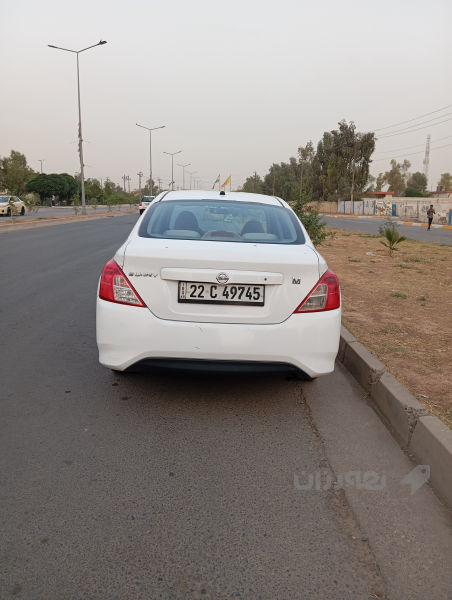 سەنی لاکشمیبای دوو پارچە بۆیاغی هەیە  - 2