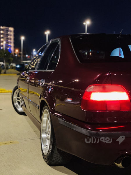 BMW 528i - 6