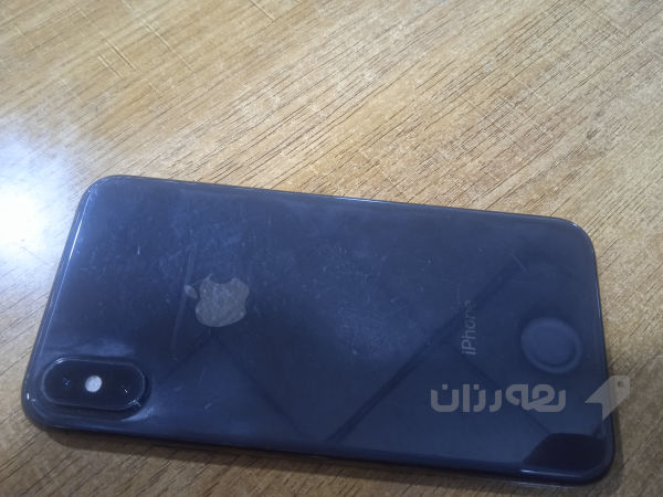 iPhone xs 64gb - 2