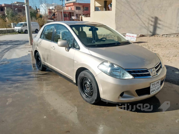 نیسان تیدا  - 3
