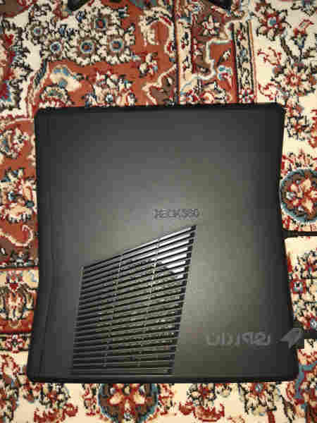 Xbox 360 S - 6