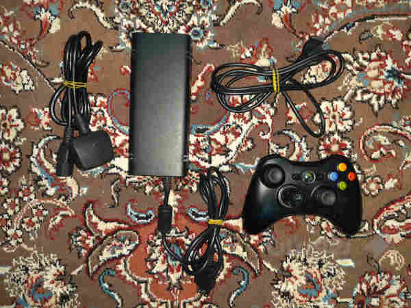 Xbox 360 S - 5