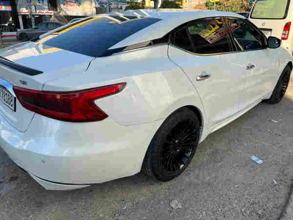 Nissan maxima SR mednight 2016 - 5