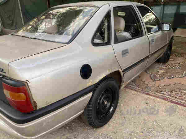 ئۆپل فیترا مۆدێل1990بێ ڵێدران گێر ئۆتۆماتیک - 2