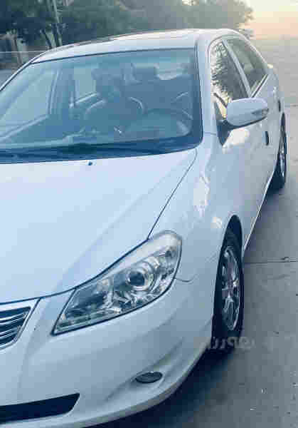 BYD 2013  گێڕ و مەکینەی بەشەرت  مەکینە کرۆلای 18  نمونەیە لە جوانی ‎گێڕ ئۆتۆماتیک+عادی  180،000 حەقی - 2