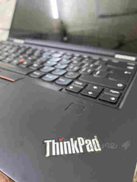 Linovo thinkpad  - 2