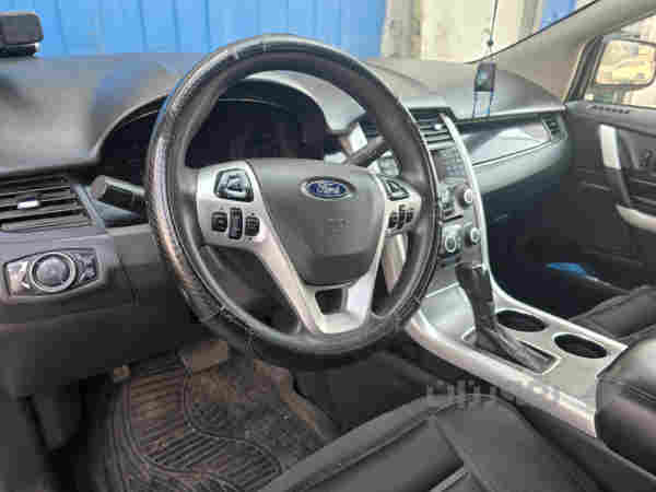 Ford Edge2011