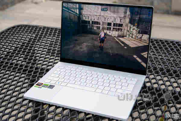 Asus rog zephyrus G14  - 2
