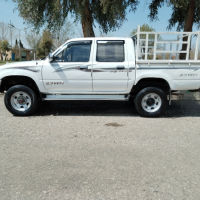 تیۆتا هایلۆکس 