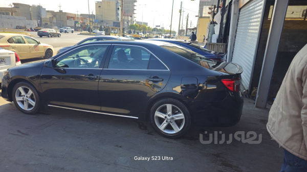 Toyota Camry شاشە، کامێرای پێشەوە ، کامێرای دواوە  - 2