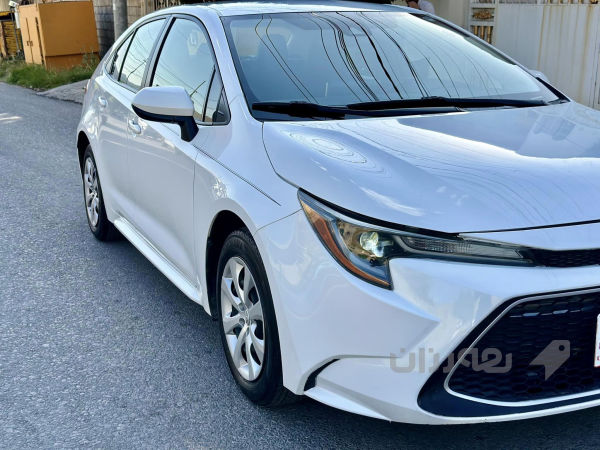 Toyota Corolla 2021 LE  - 4