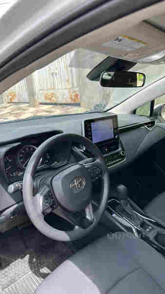 Toyota Corolla 2021 LE  - 3