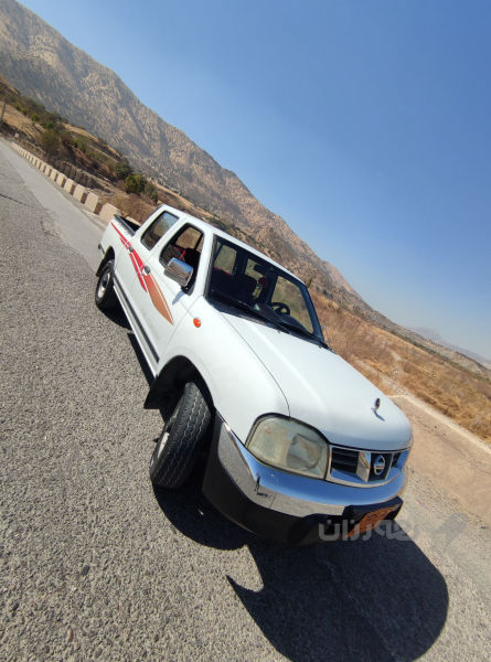 نیسان بیکاب  - 3