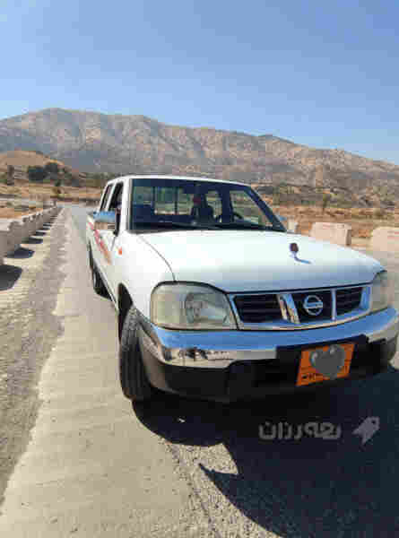 نیسان بیکاب  - 2