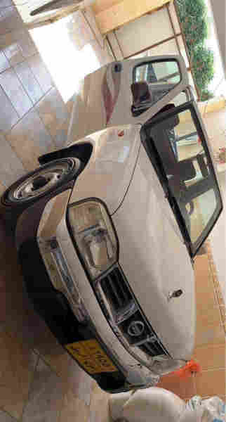 نيسان 2012 - 2