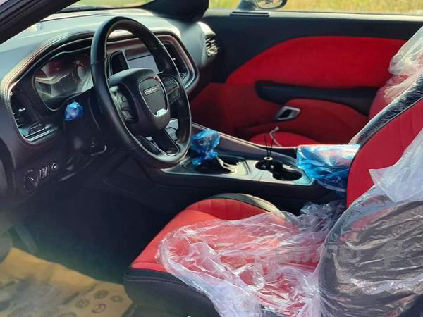 دۆج چاڵنجەر 2021 مواسەفات SXT - 2