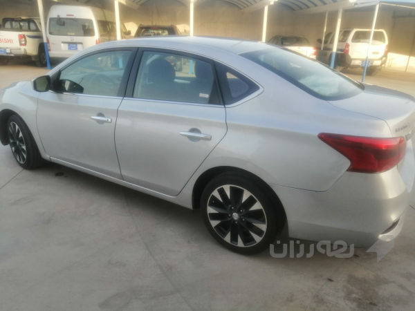 Nissan sentra 2018 - 2