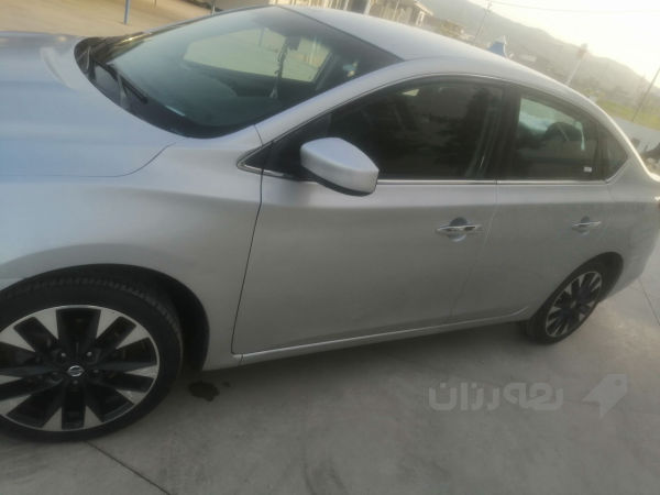 Nissan sentra 2018