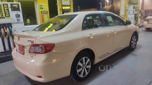 کرۆلا 2013 مانگی 8 