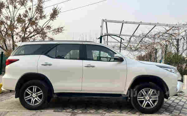 تۆیۆتا فۆرچنەر  - 6