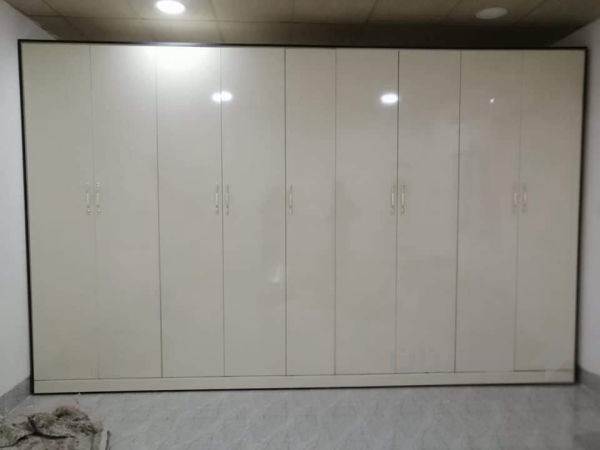 کارگەی دارتاشی کاروان . - 2