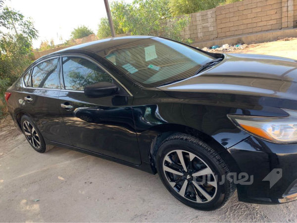 نيسان التيما s - 5