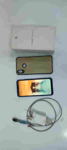Huawei Nova 3i