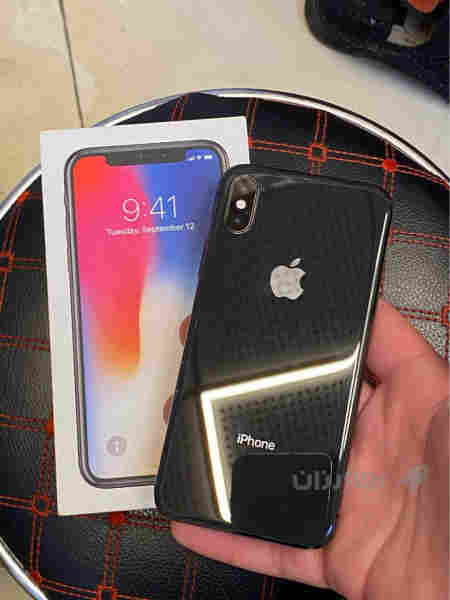 iPhone X 
