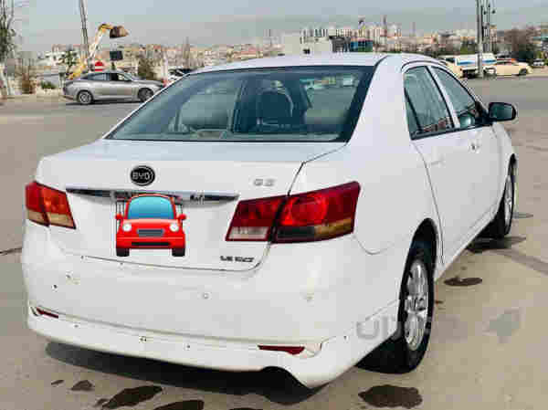 Byd 2013 فول مواسةفات - 2